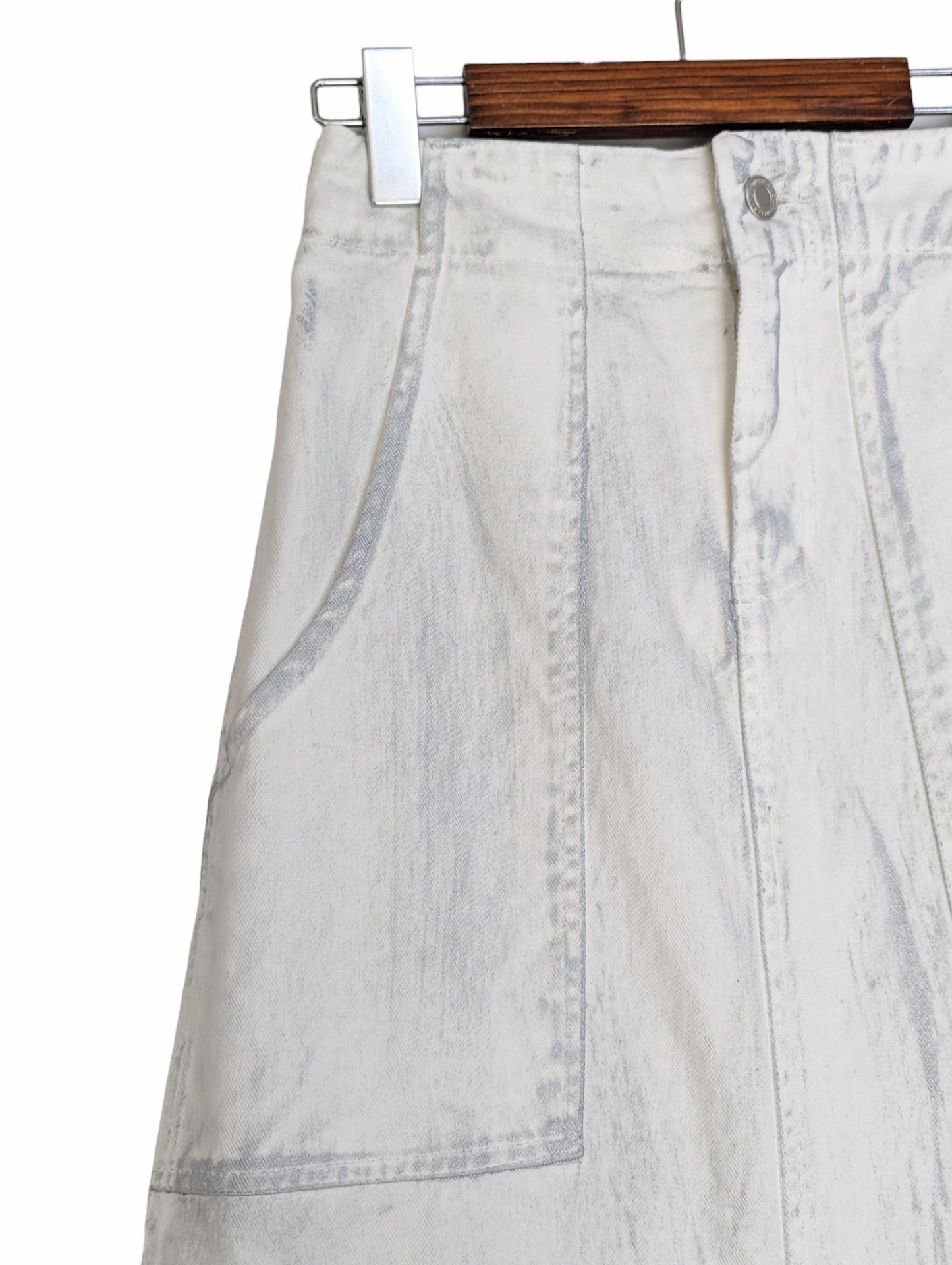 [2 colors] Foil-coated denim skirt