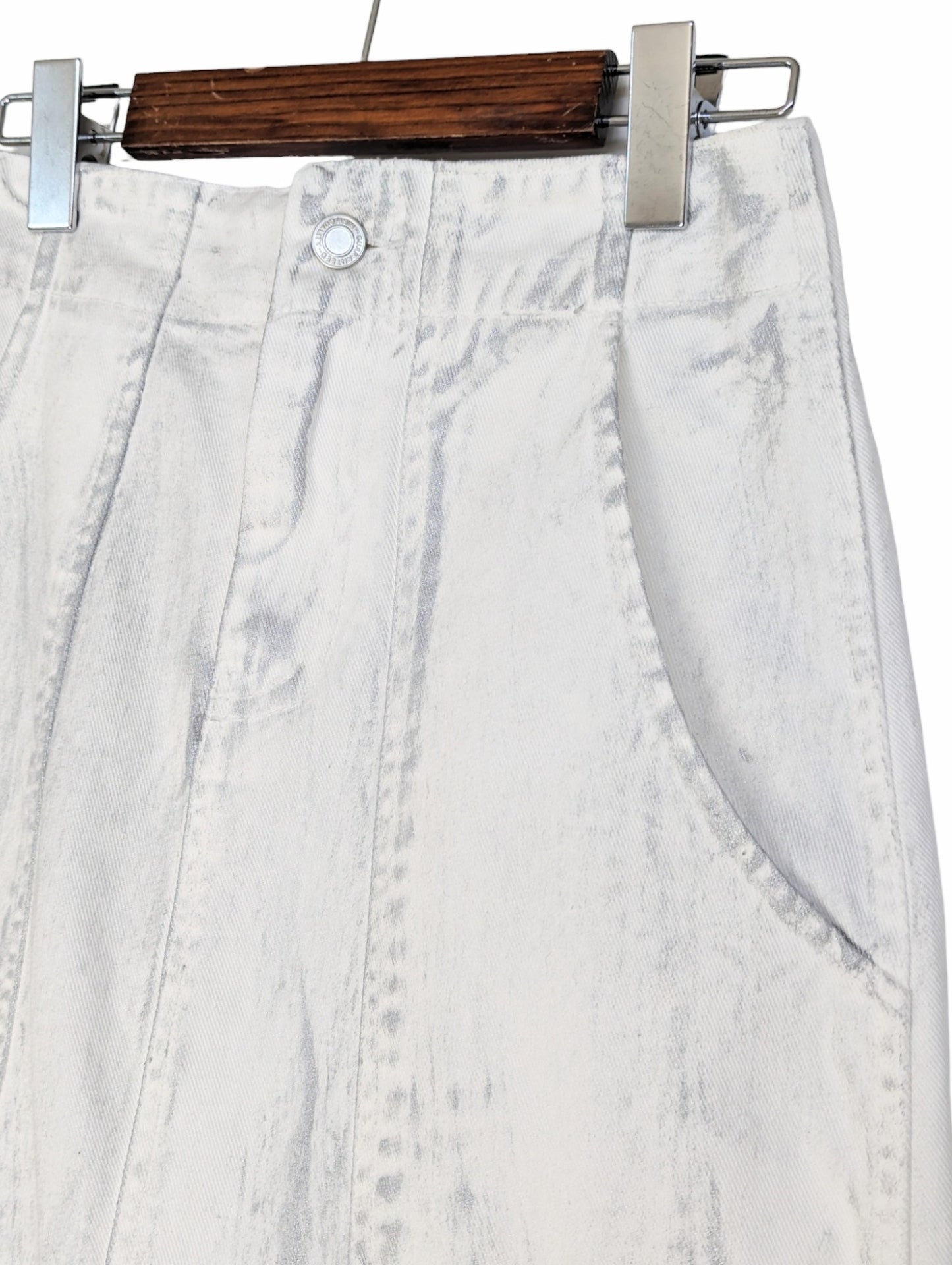 [2 colors] Foil-coated denim skirt