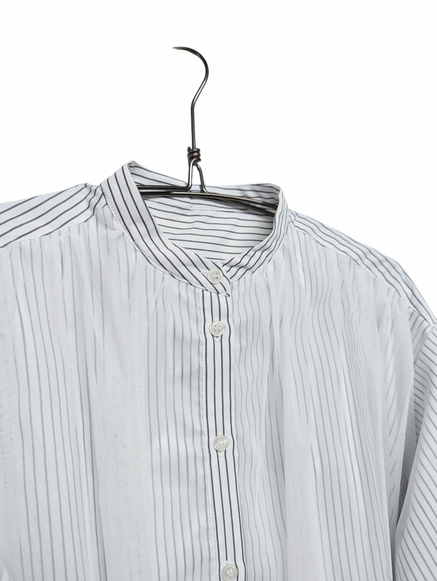 [2 colors] Tulle Stripe Shirt