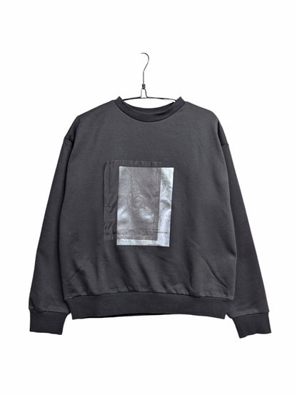 [2 colors] Foil-printed organdy sweatshirt