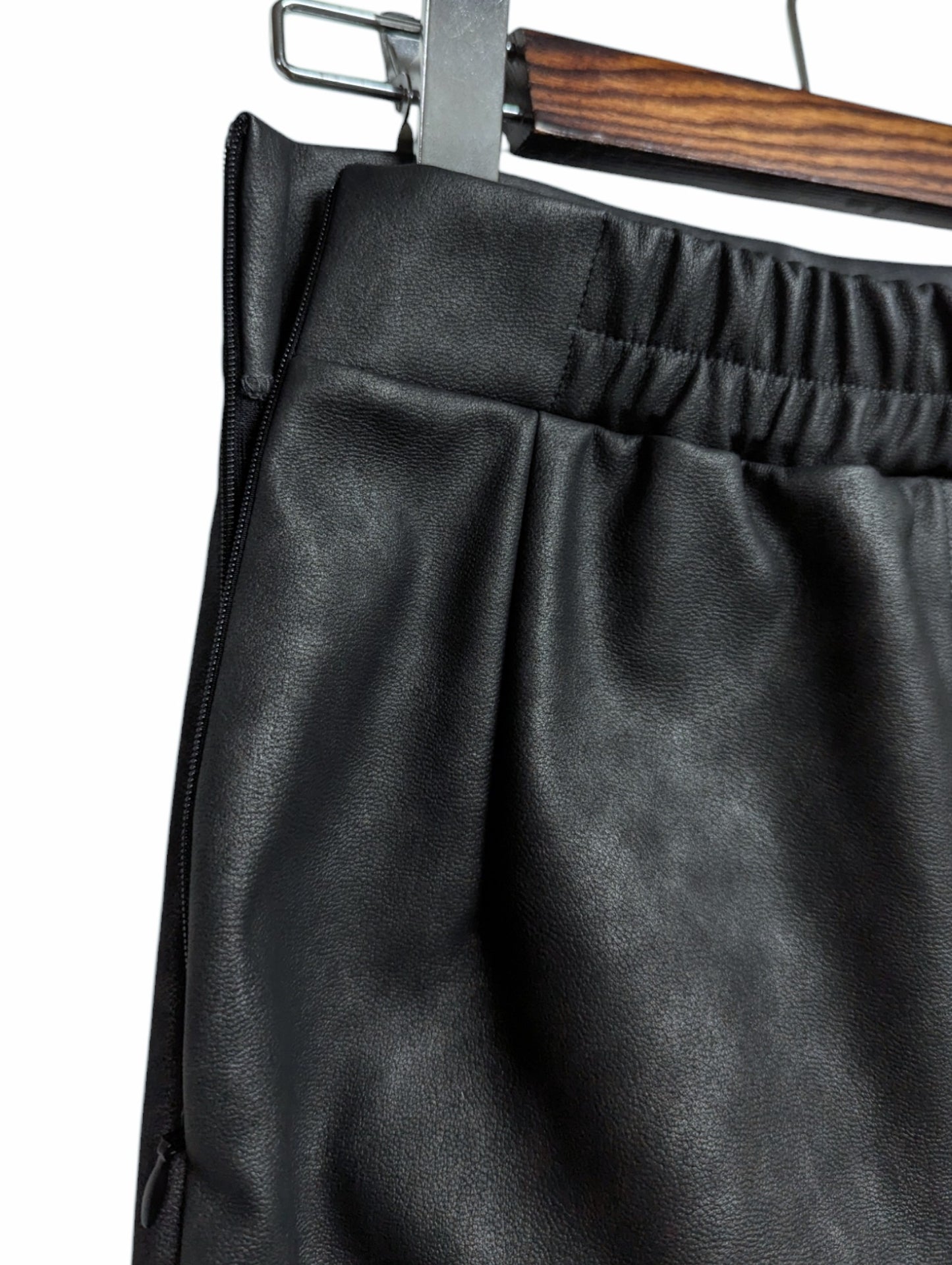 [2 colors] Vintage processed faux leather skirt